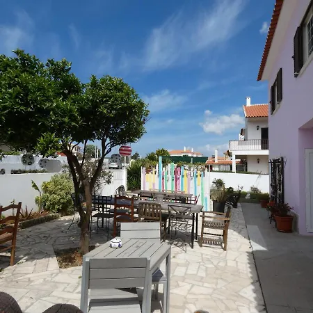 Guest house Omassim Yoga, Veggie & Surf Guesthouse - Casa Rosa *