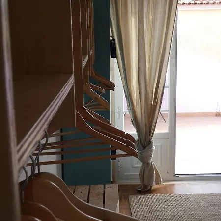 Guest house Omassim Yoga, Veggie & Surf Guesthouse - Casa Rosa *