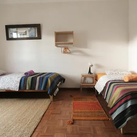 Omassim Yoga, Veggie & Surf Guesthouse - Casa Rosa *