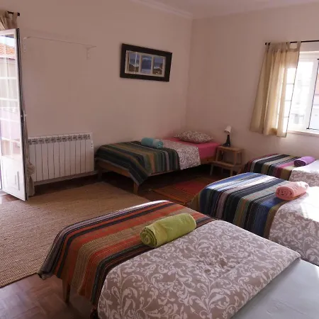 Penzion Omassim Yoga, Veggie & Surf Guesthouse - Casa Rosa
