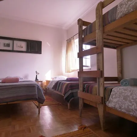 Penzion Omassim Yoga, Veggie & Surf Guesthouse - Casa Rosa *