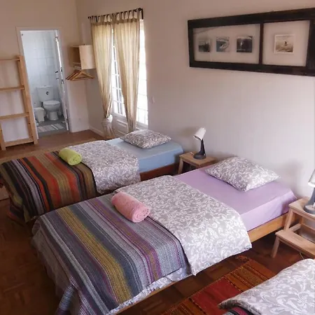 Penzion Omassim Yoga, Veggie & Surf Guesthouse - Casa Rosa
