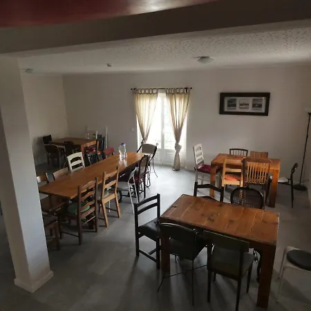 Omassim Yoga, Veggie & Surf Guesthouse - Casa Rosa Ericeira